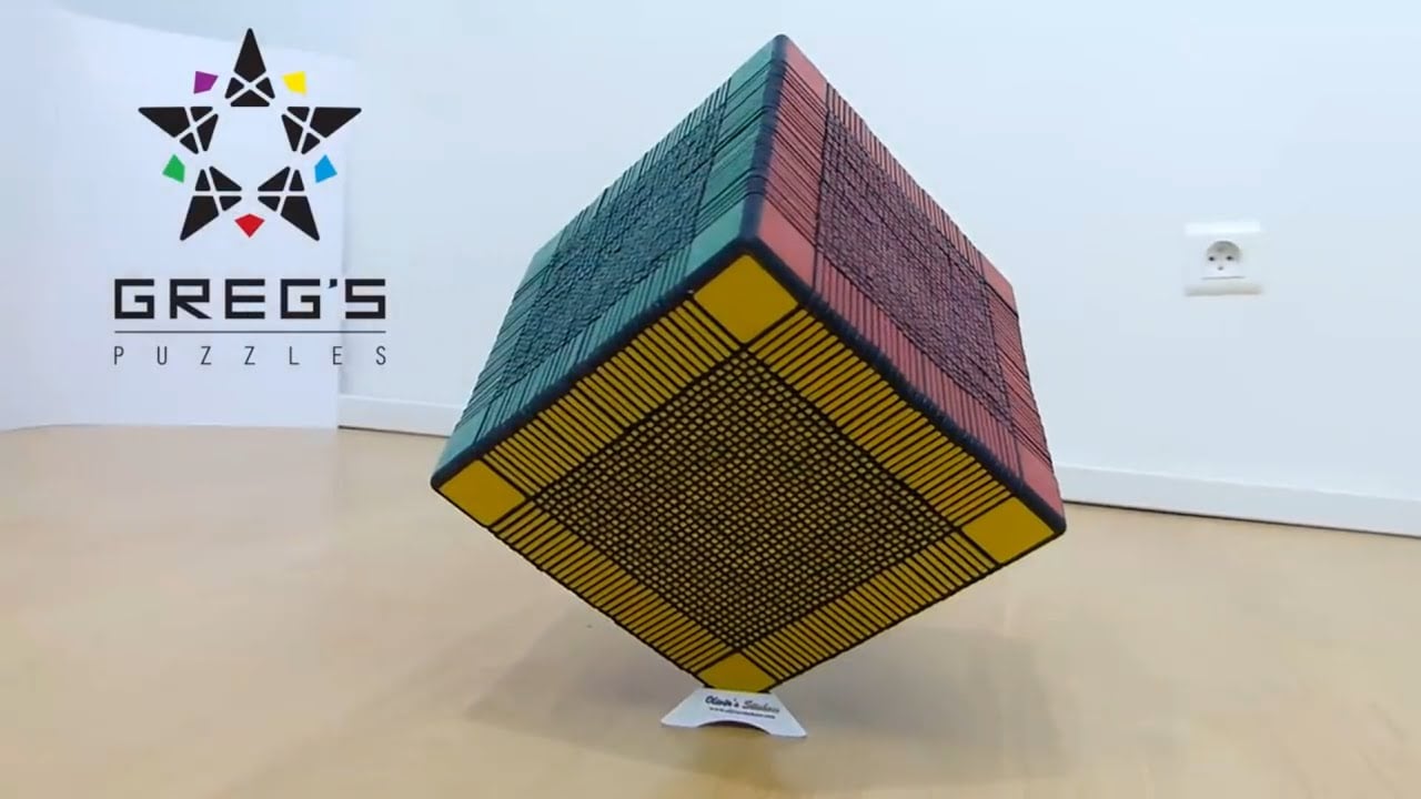WORLD RECORD 33x33x33 RUBIK's CUBE !!!!!