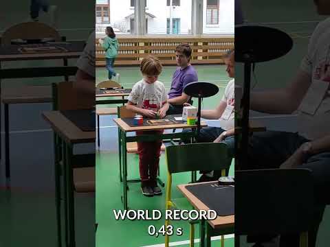 Teodor Zajder (only 7 years old) World Record (WR) 2x2x2 - 0,43 s / Guinness World Records