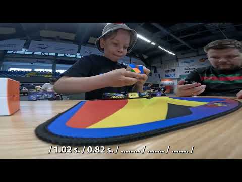 The third time's the charm. The second attempt. Teodor Zajder repeats 2x2 ER avg. 0,97 s.
