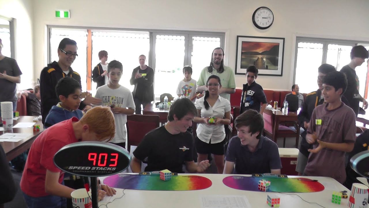 Rubik's cube one-handed former world record - 9.03 seconds