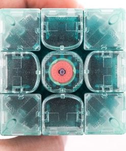 gan-15-emerald-close-hand