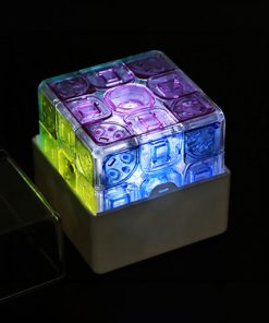 shengshou-lustrous-3x3-m-in-the-dark